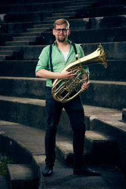 Dr. Hornsten - Horn, Vox, Flag